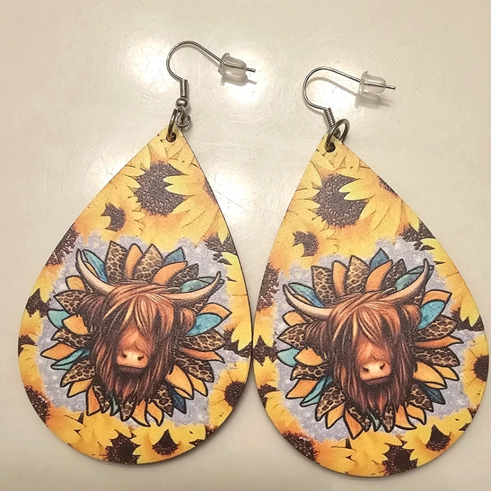 Sunflower Highland Cow Teardrop Earrings